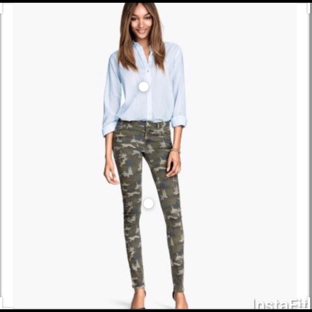 H & M Camouflage Jeans